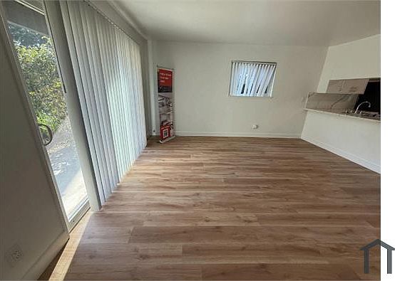2nd image of 115 Canfield Ave