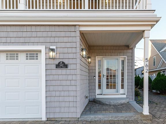 2nd image of 562 Nashua Street