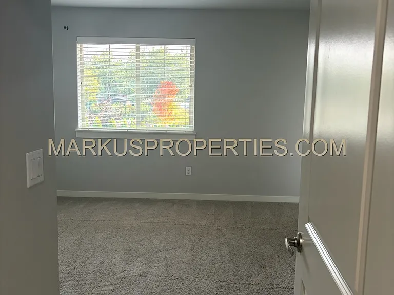 5231 SE Davis Rd — Photo 23