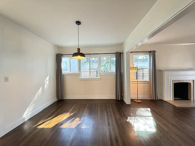 577 Durant Ave — Photo 10