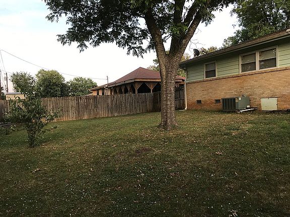 3rd image of 3109 Acklen Dr SW
