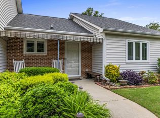 213 Creek Forest Dr, Greenville, SC 29615