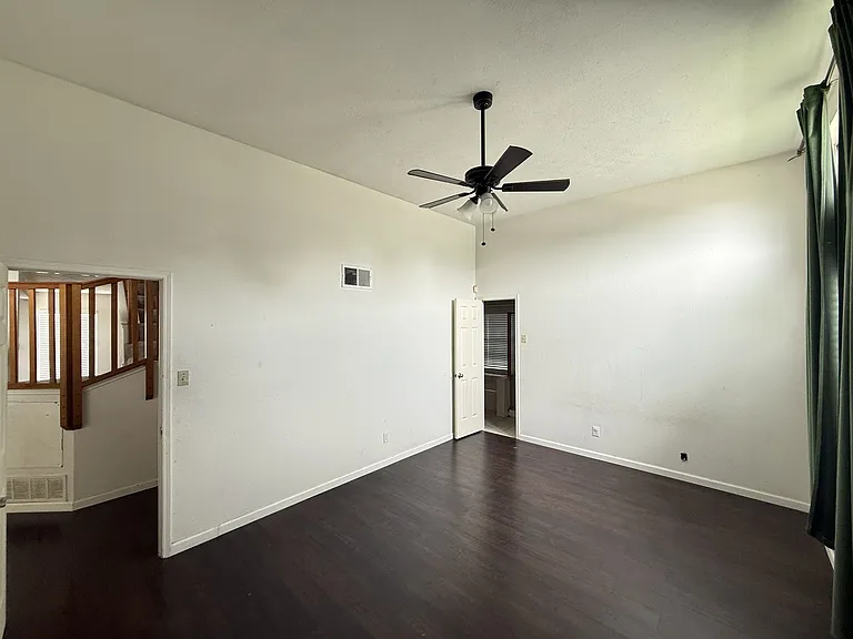 1616 Fannin Cir — Photo 6