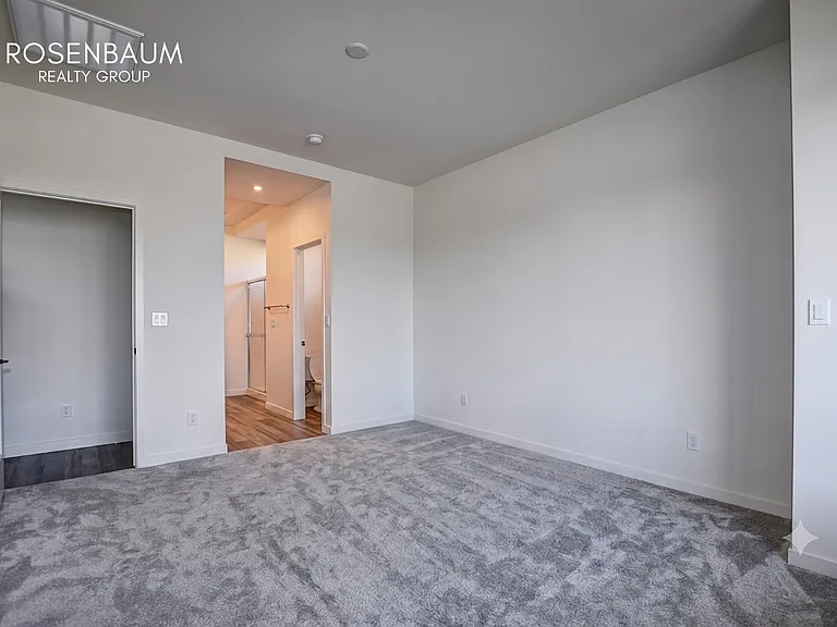 5786 E Richmond Rd — Photo 7