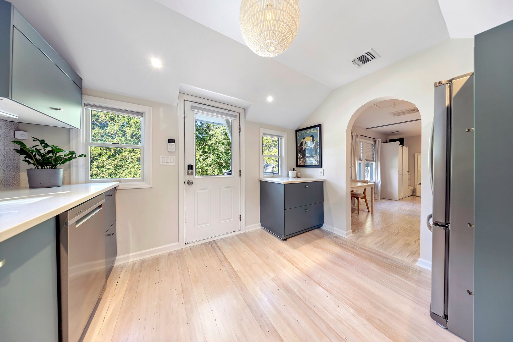  Cottage Entry/Kitchen