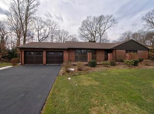 104 Woodridge Rd, Butler, PA 16001