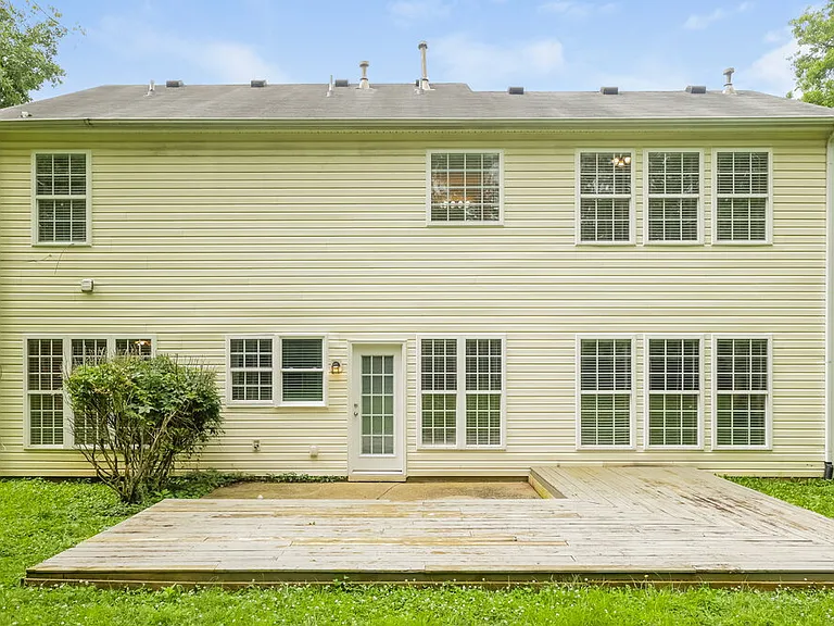 2214 Cardiff Ln — Photo 17