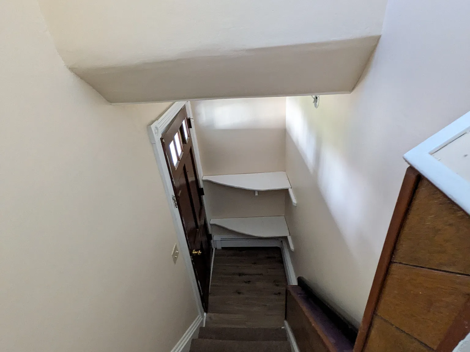 1 bed, 700 sqft, $1,300 — Photo 2
