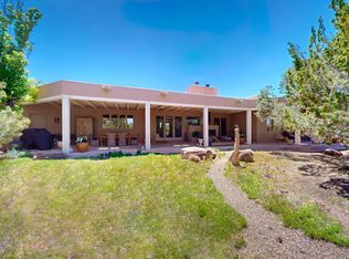 36 Green Meadow Loop, Santa Fe, NM 87506