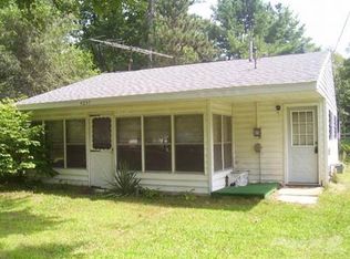 4237 Grant Rd, Beaverton, MI 48612