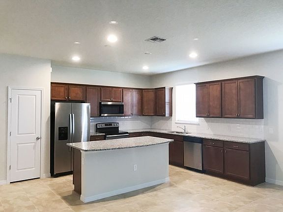 4th image of 3607 Vega Creek Dr