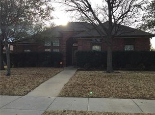 300 Bicole Dr, Burleson, TX 76028