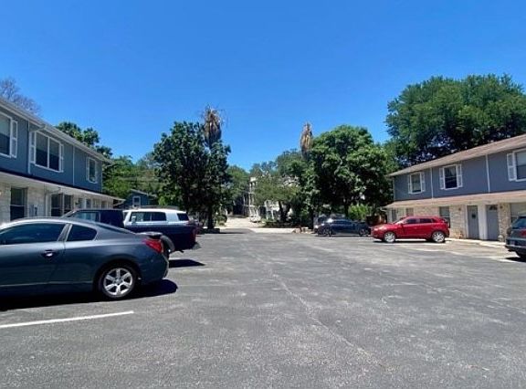2nd image of 2003 Glen Allen St APT 105