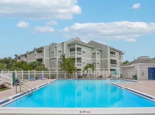 6826 Stones Throw Cir N #11202, Saint Petersburg, FL 33710