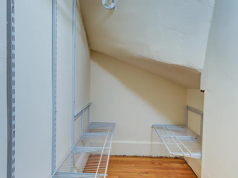 2247 N Lincoln Ave #2 — Photo 12