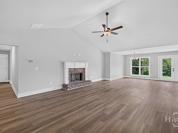 5th image of 334 Tallulah Court #15