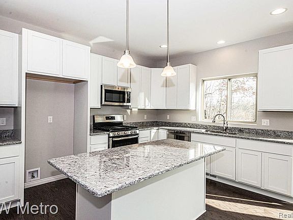 5th image of 34608 John Bartley Cir