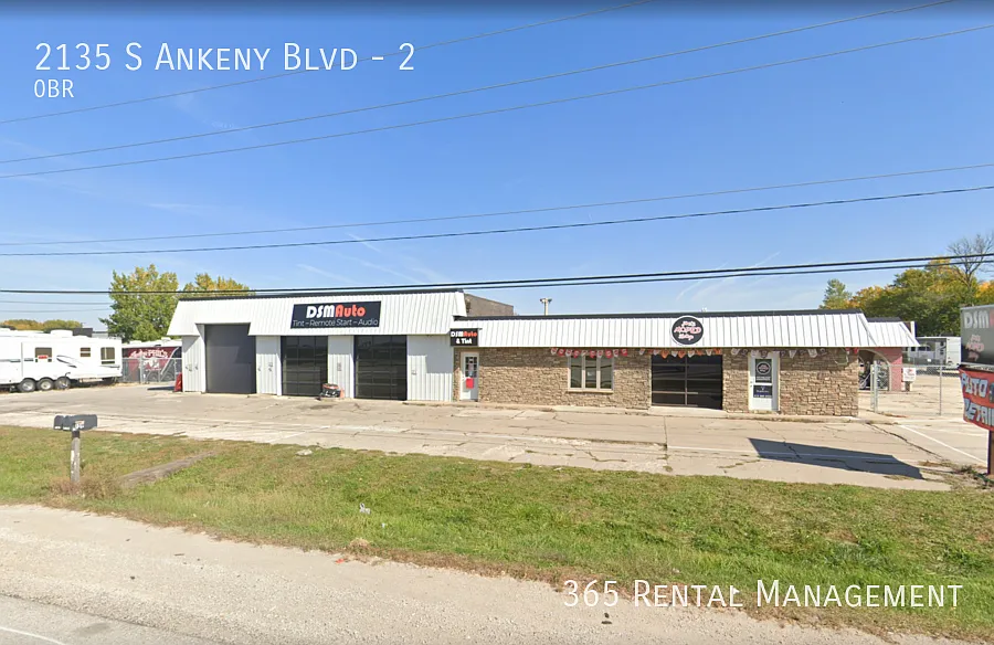 2135 S Ankeny Blvd #2