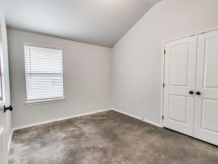 2348 SW 90th Pl — Photo 15