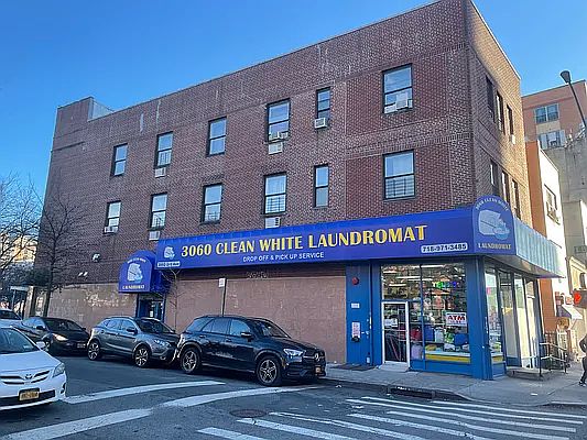 2nd image of 3060 3rd Ave