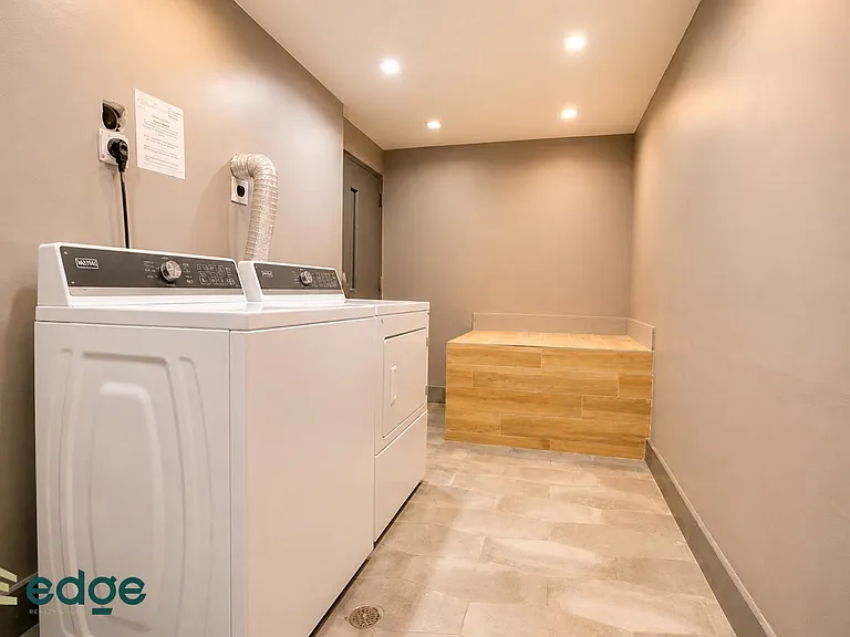 14 Stagg St #1H — Photo 11