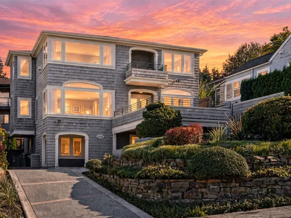 9326 46th Avenue SW, Seattle, WA 98136