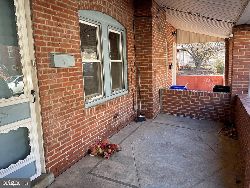 2nd image of 3858 Dennison Ave
