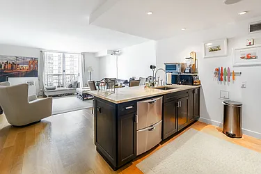 Rented by Bond New York