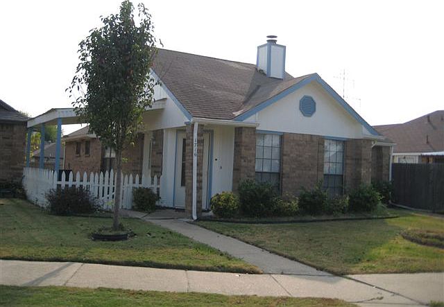 1st image of 1716 Wheatfield Dr
