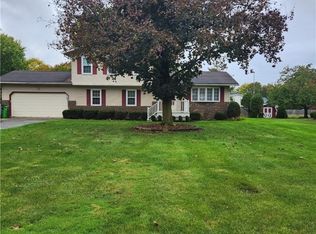 573 Beverly Dr, Tallmadge, OH 44278