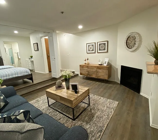 Westwood Executive House — Photo 25