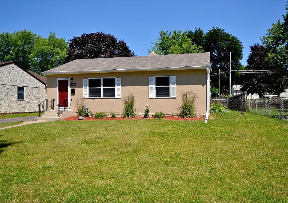 1st image of 2075 Ivy Ave E