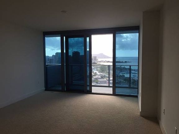 2nd image of 600 Ala Moana Blvd #33