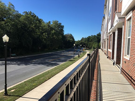 W. Deer Park - Front 