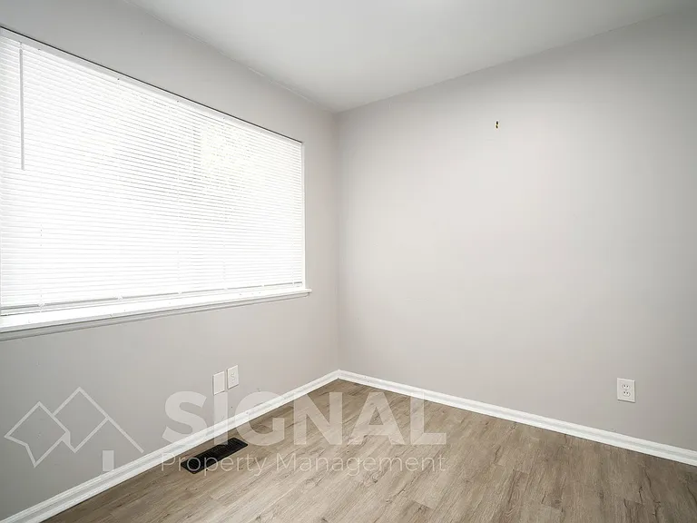 5114 Beacon Dr — Photo 10