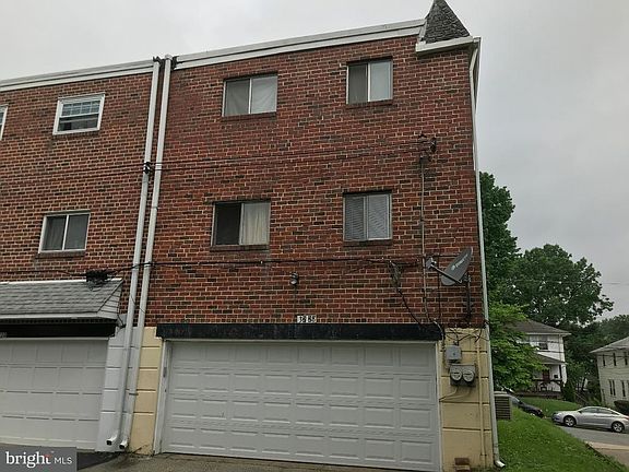 3rd image of 3228 Albemarle Ave