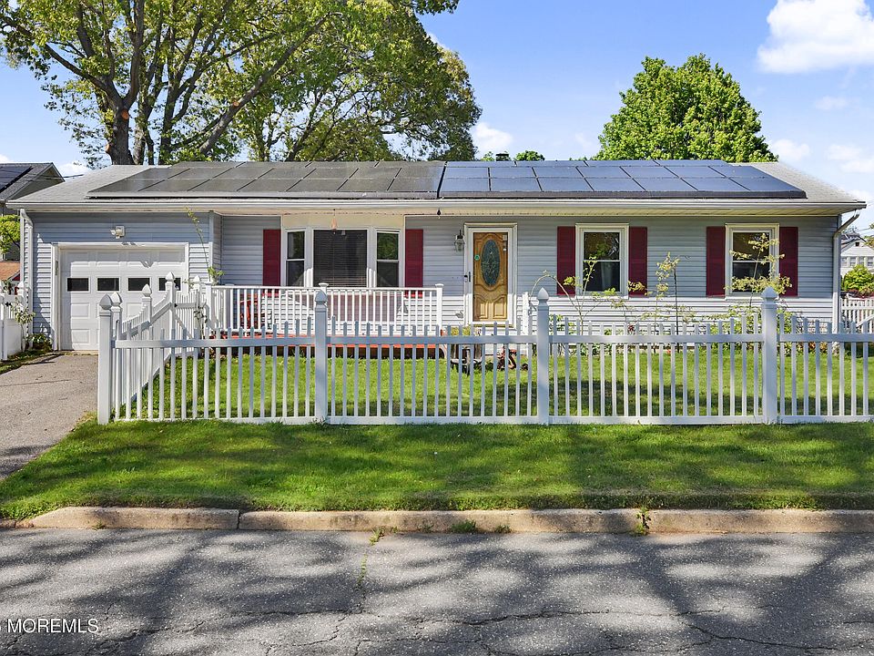 1st image of 1188 Whittier Avenue