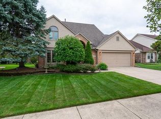 45279 Middlebury Ln, Canton, MI 48188