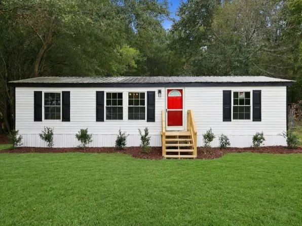 117 Fondern Dr, Hope Mills, NC 28348