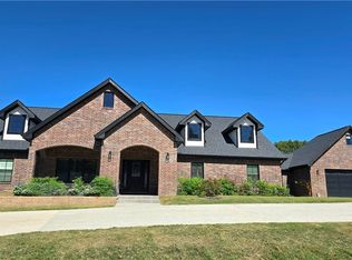 20208 Fawn Rd, Springdale, AR 72764