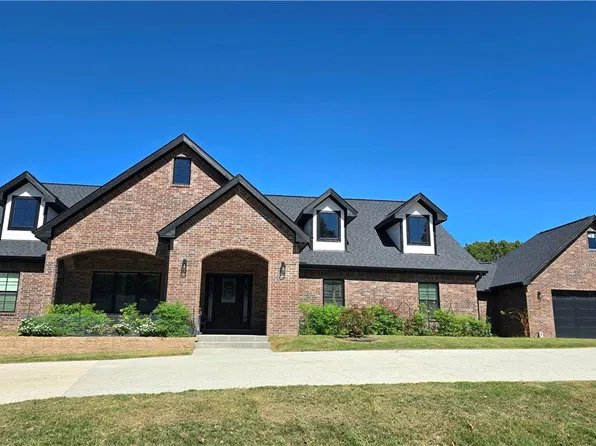 20208 Fawn Rd, Springdale, AR 72764