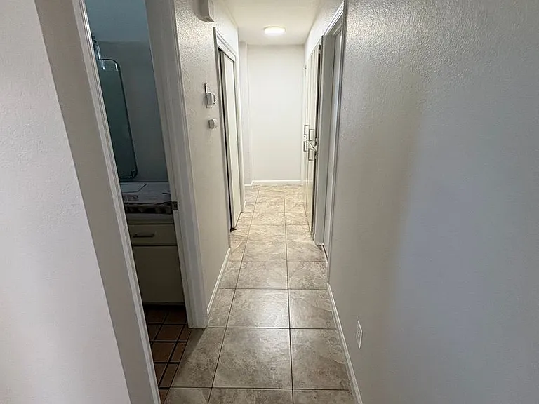 1148 Gladys Way — Photo 7