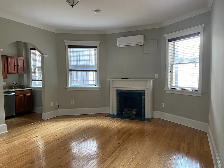 2517 Pennsylvania Ave NW #6 — Photo 3