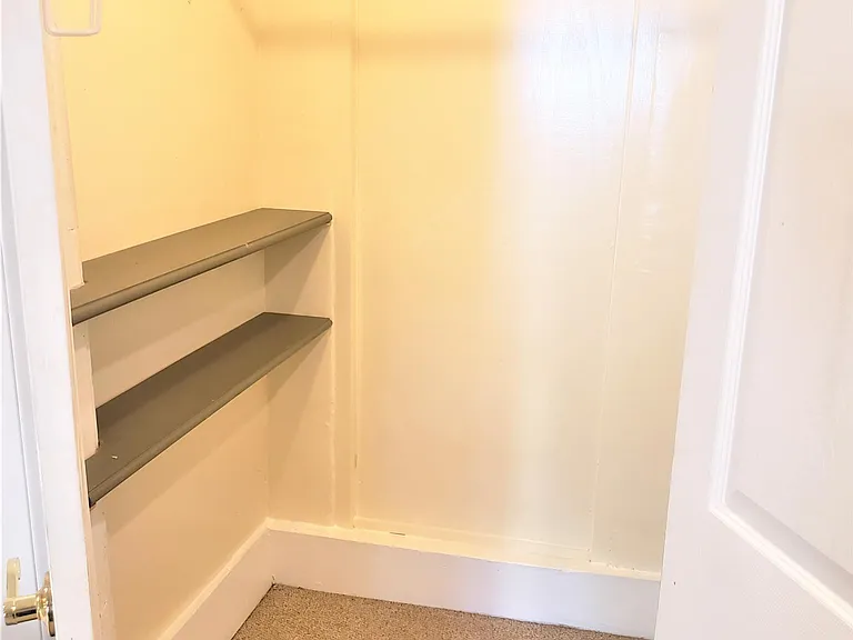 1313 Potomac St NW #B — Photo 11