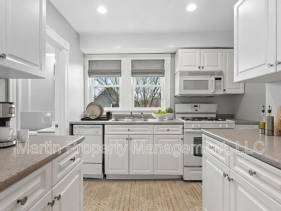 4th image of 61-63 Church St #63-2