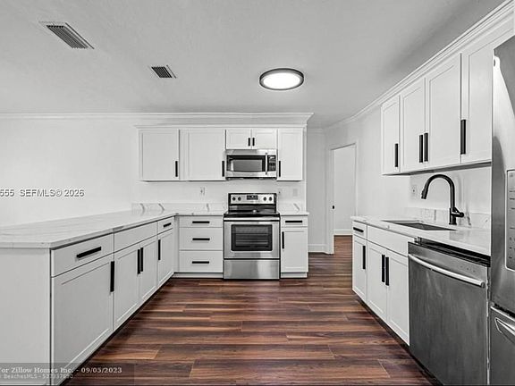 4th image of 6321 Thomas St
