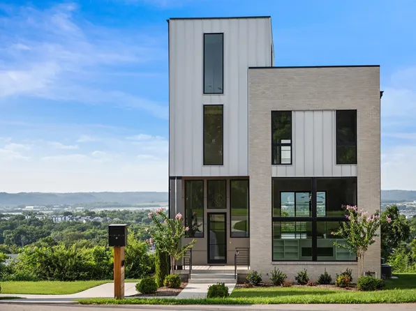 6012A Hill Circle Dr, Nashville, TN 37209