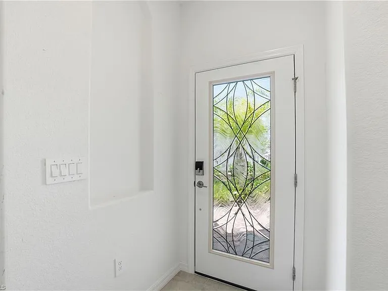 2215 Dragonfruit Way — Photo 5