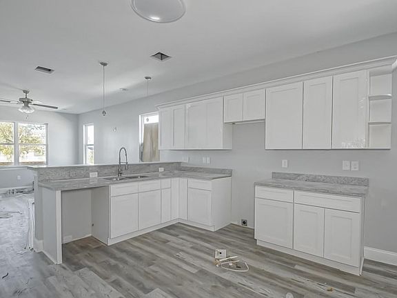 4th image of 7821 Redfish St