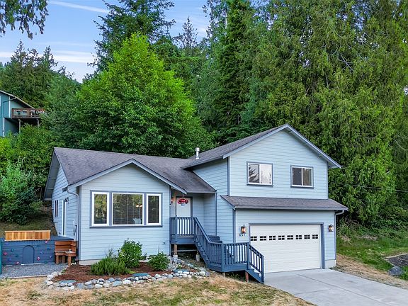 2nd image of 651 Rainbow Drive